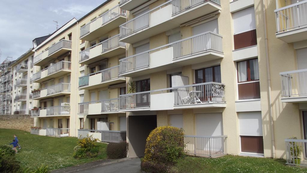 T2 - 300m plage - Dinard Buitenkant foto